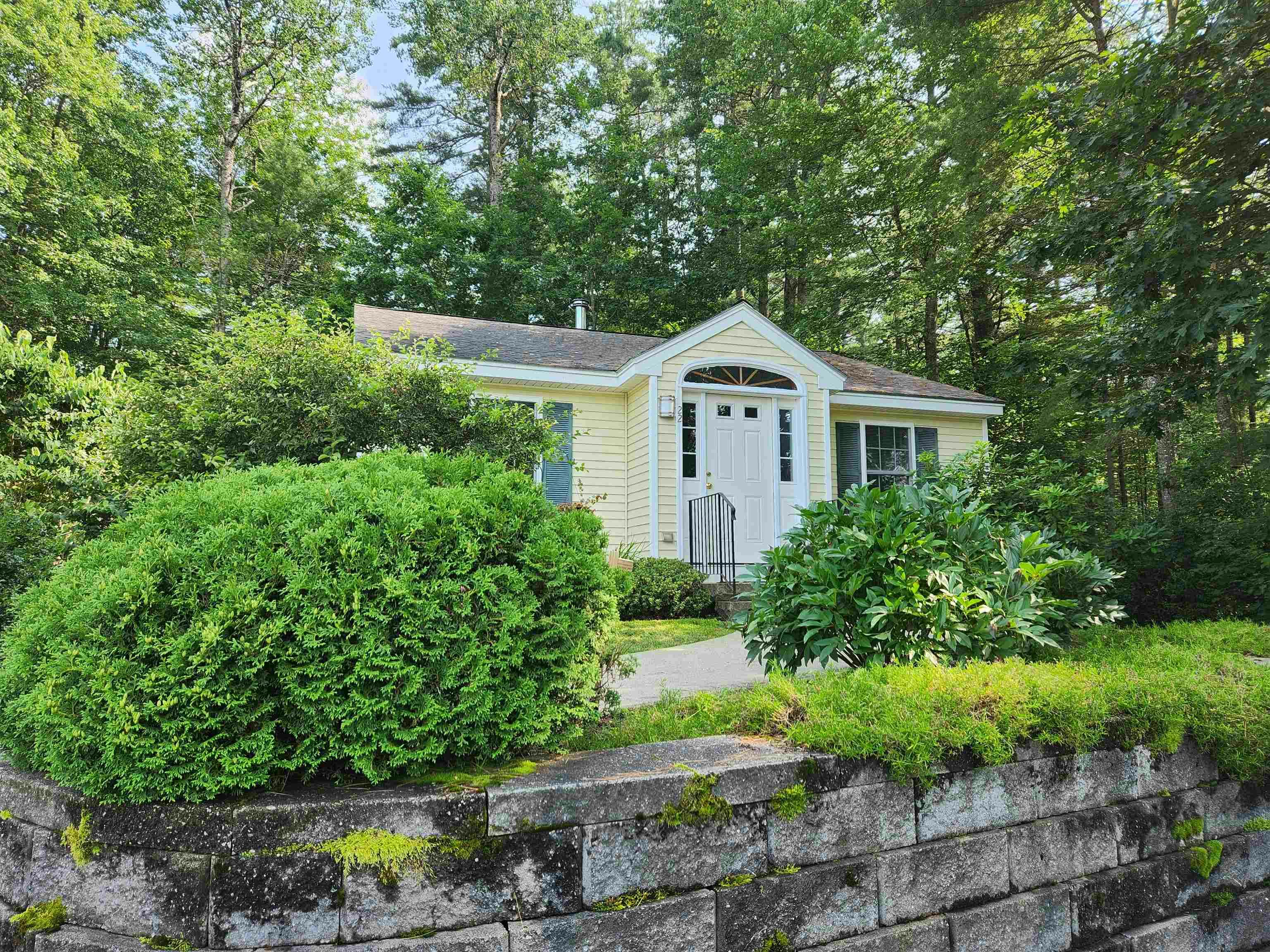 33 Mill Stream Lane 12