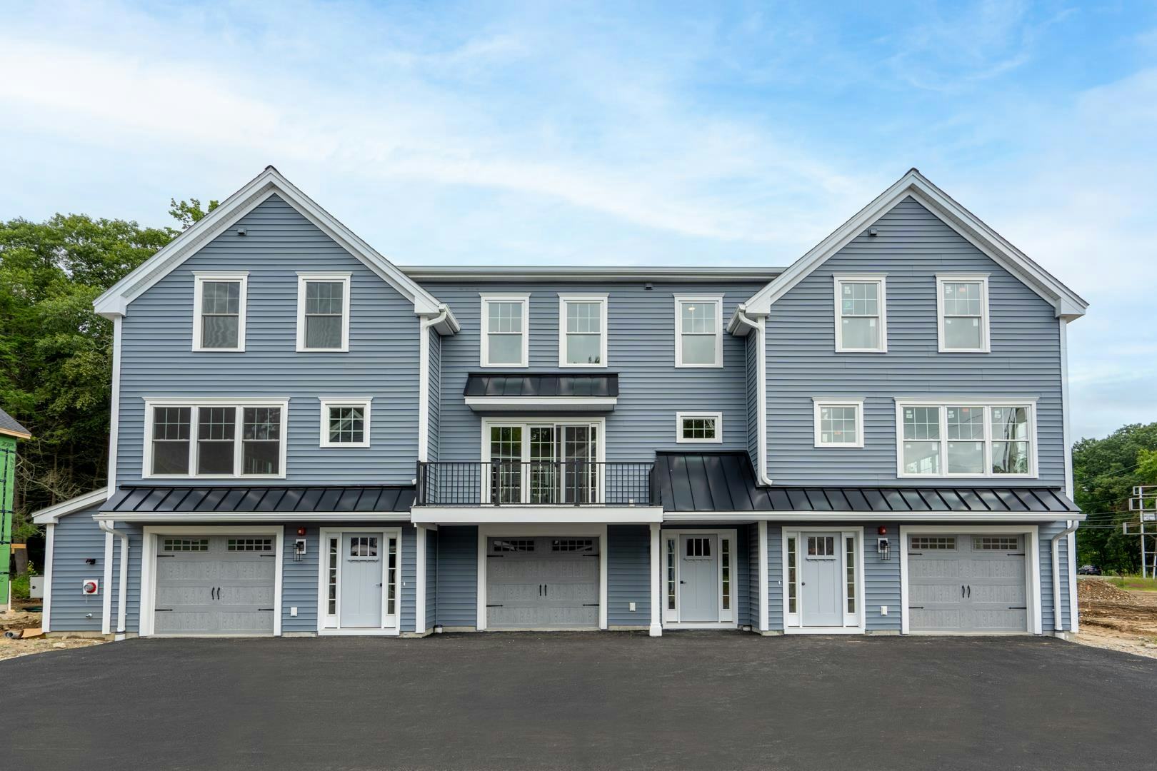 21 Thompson Way