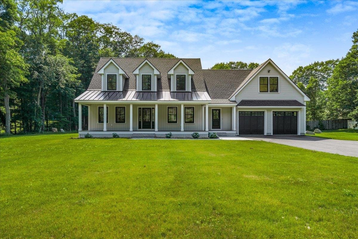 195 Amesbury Road